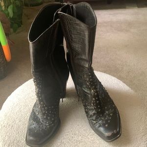 Stuart Weitzman Hillbilly embossed and studded cowboy boot Sz 6